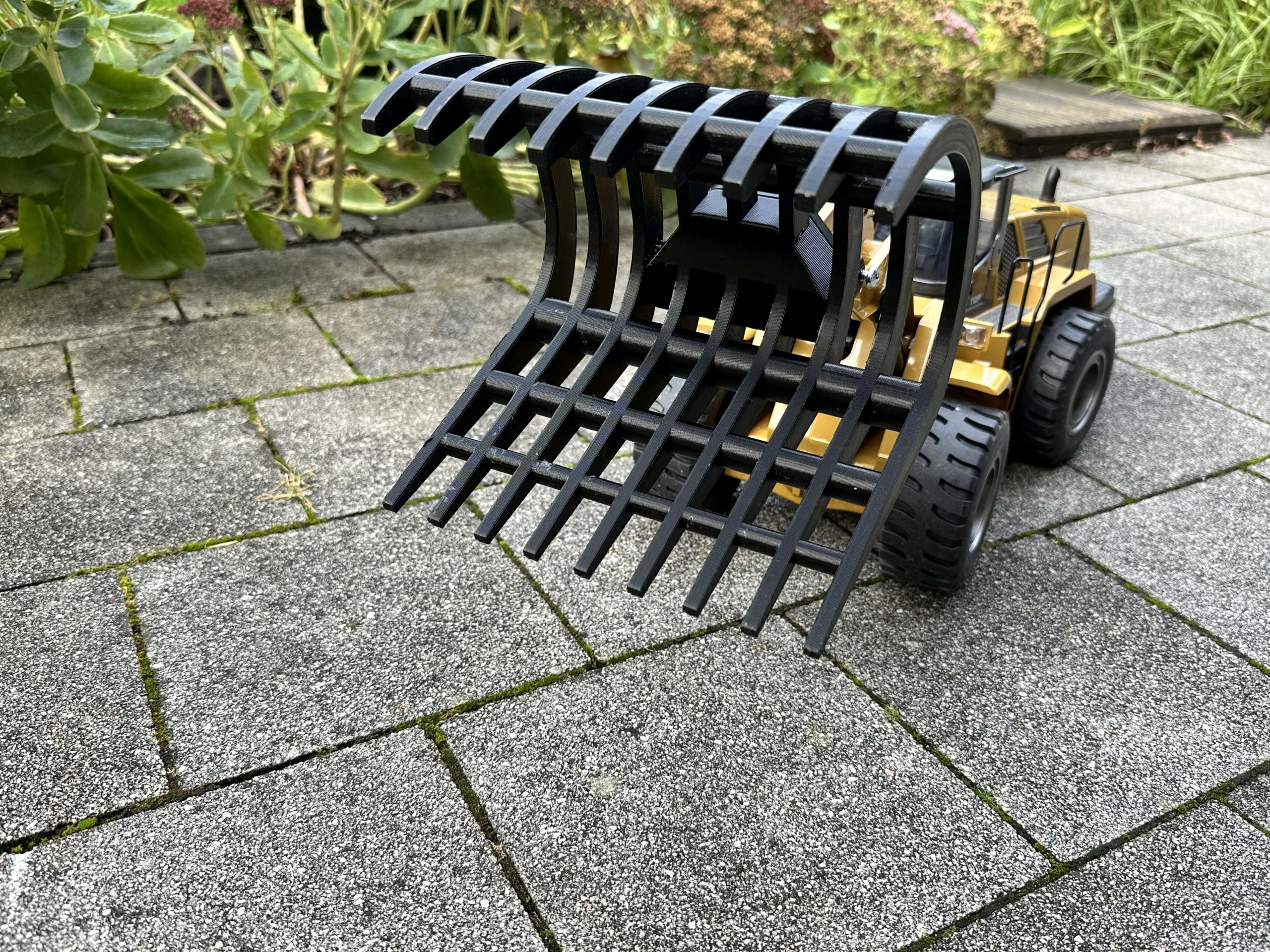 Huina / Amewi / Volvo Radlader XXL Wurzelrechen / Siebschaufel – Bild 4