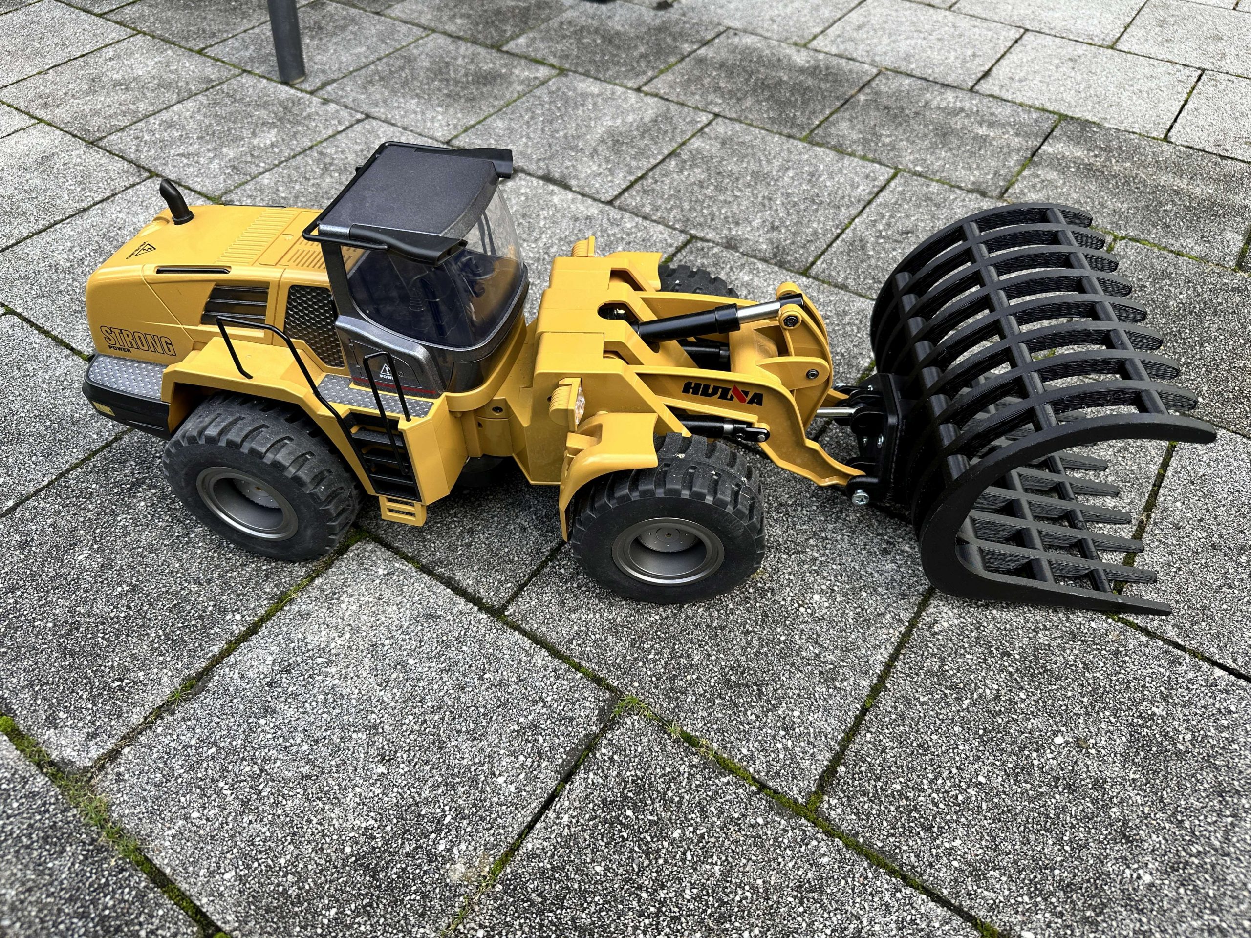 Huina / Amewi / Volvo Radlader XXL Wurzelrechen / Siebschaufel – Bild 9