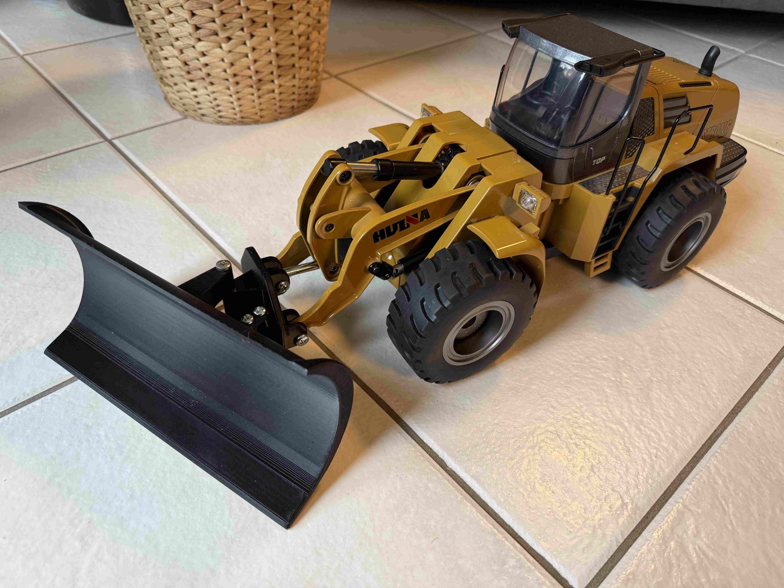 Huina 1583/Amewi/Volvo Radlader - verstellbares Schneeschild/Schiebeschild – Bild 12